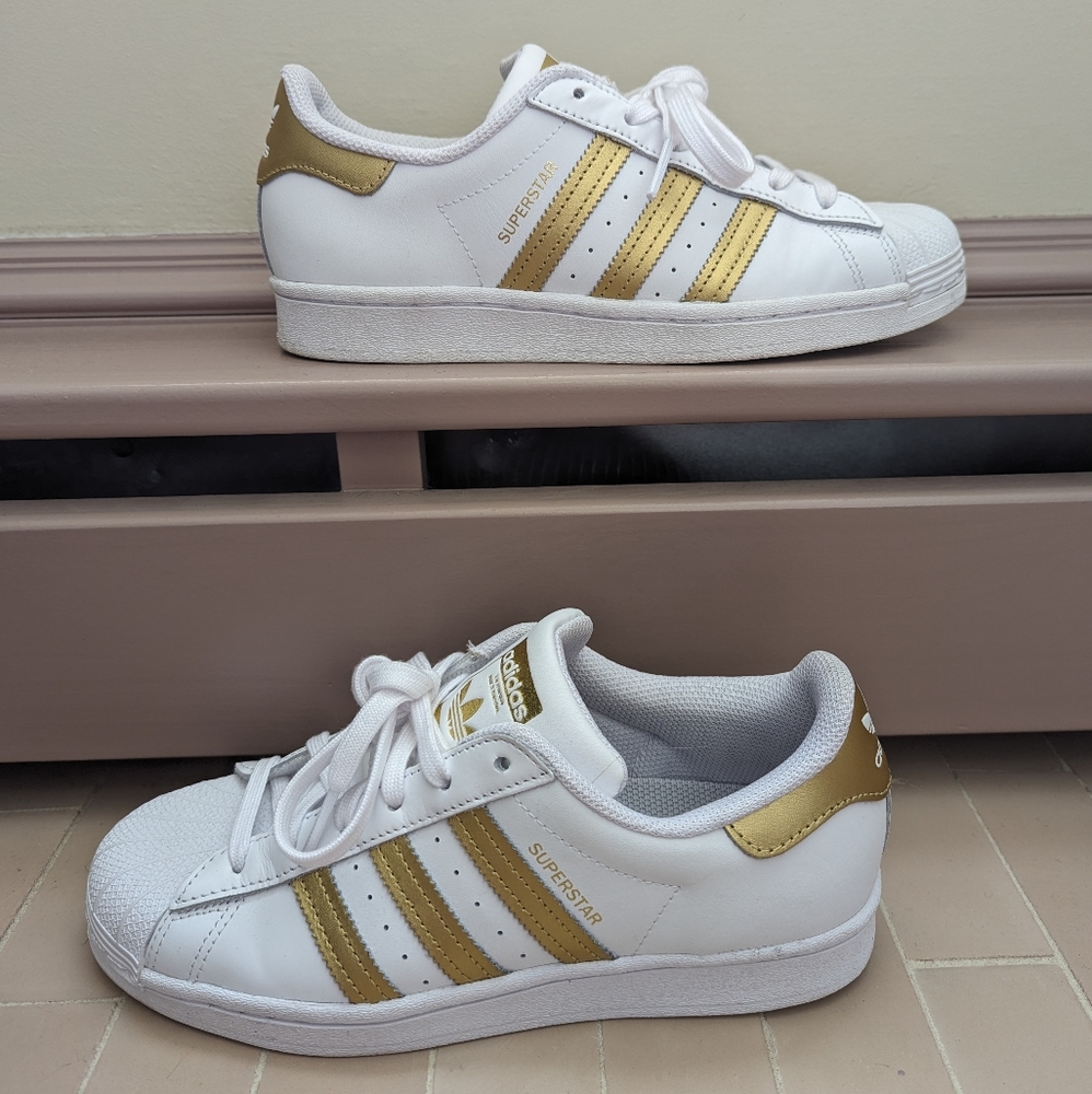 Adidas Superstar sneakers - cloud white / gold metallic, size 7.5 womens
